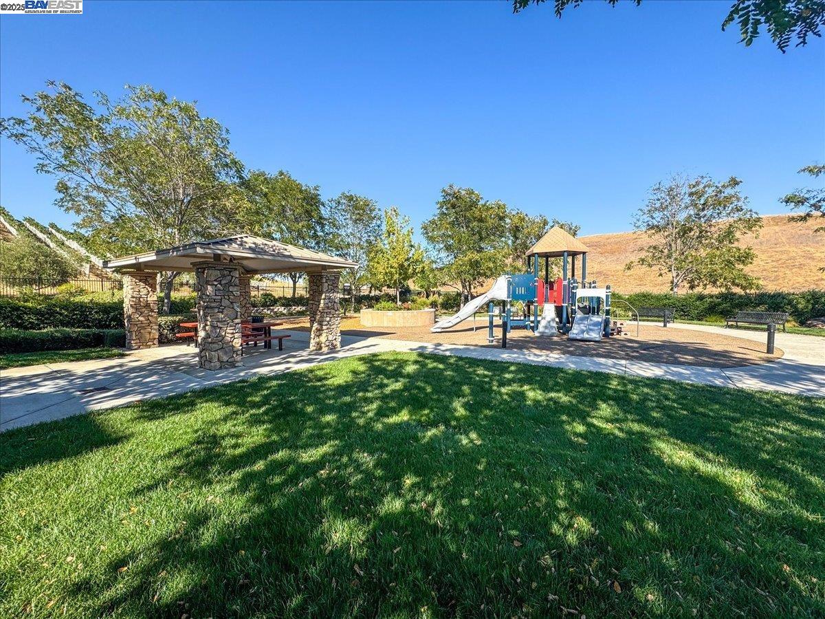 164 Heligan Lane # 2