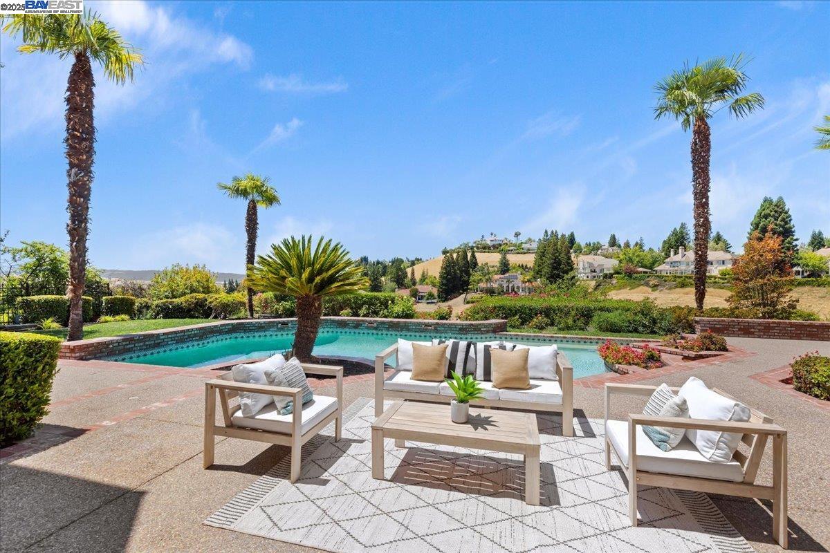 3411 Deer Ridge Dr