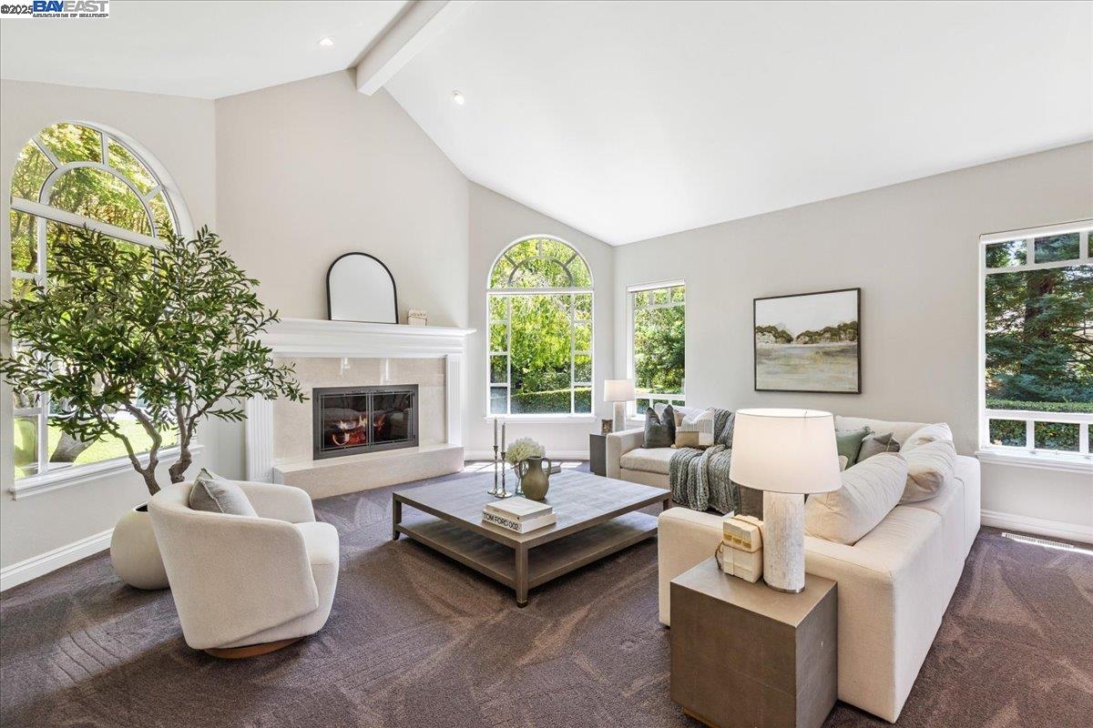 3411 Deer Ridge Dr