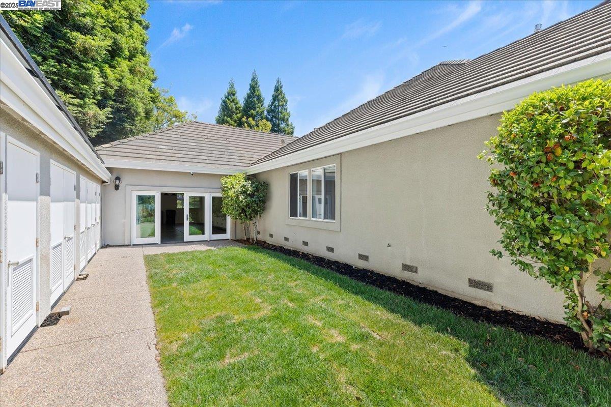 3411 Deer Ridge Dr