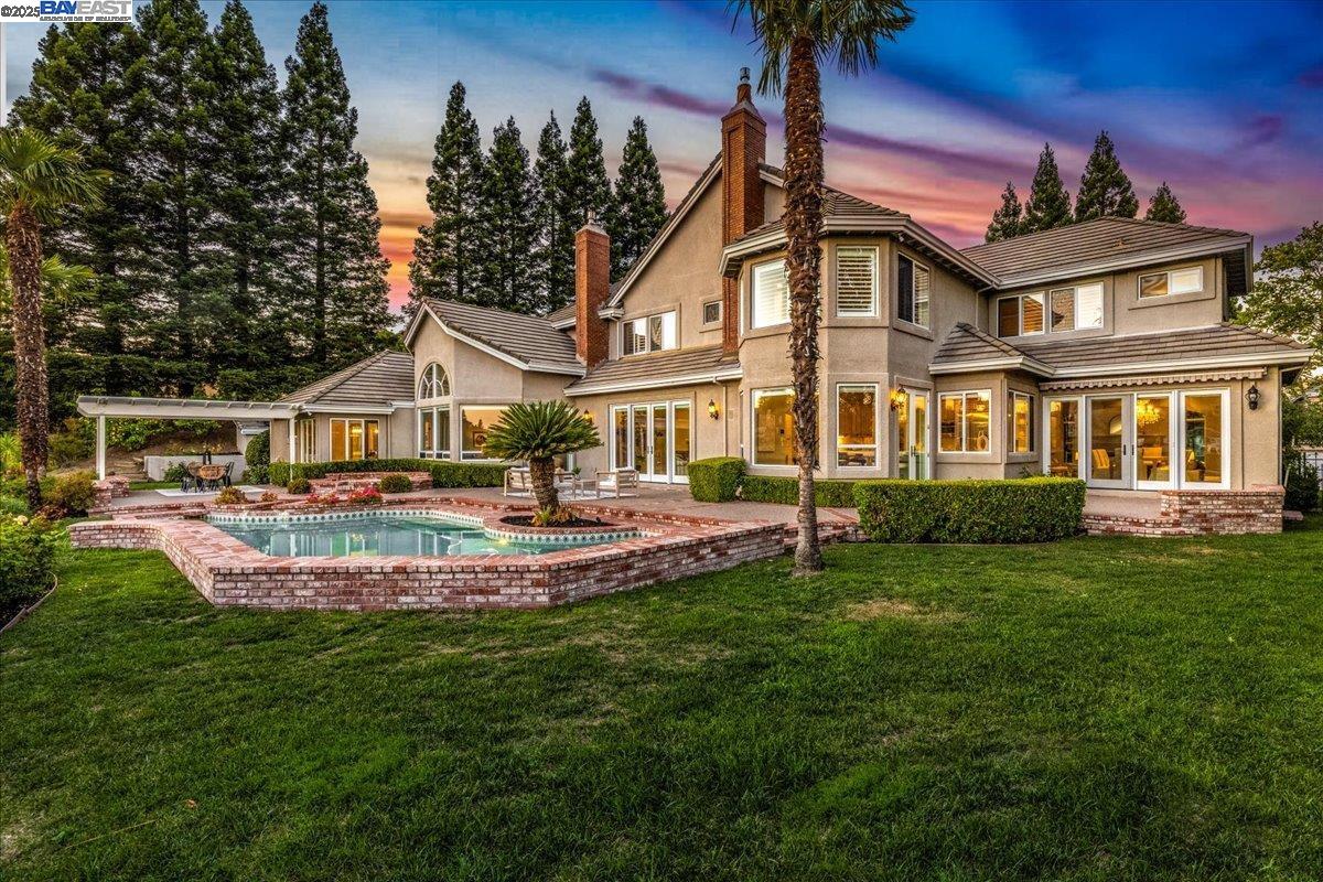3411 Deer Ridge Dr