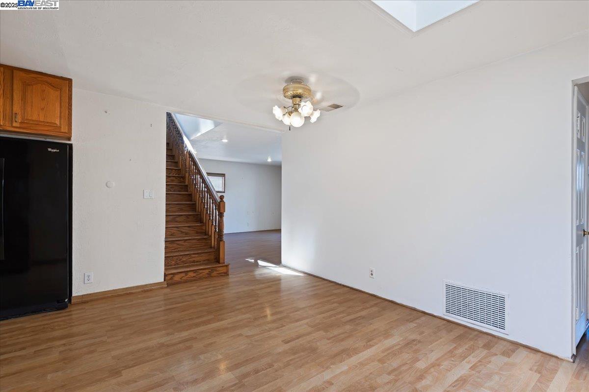 5533 Fiesta Rd