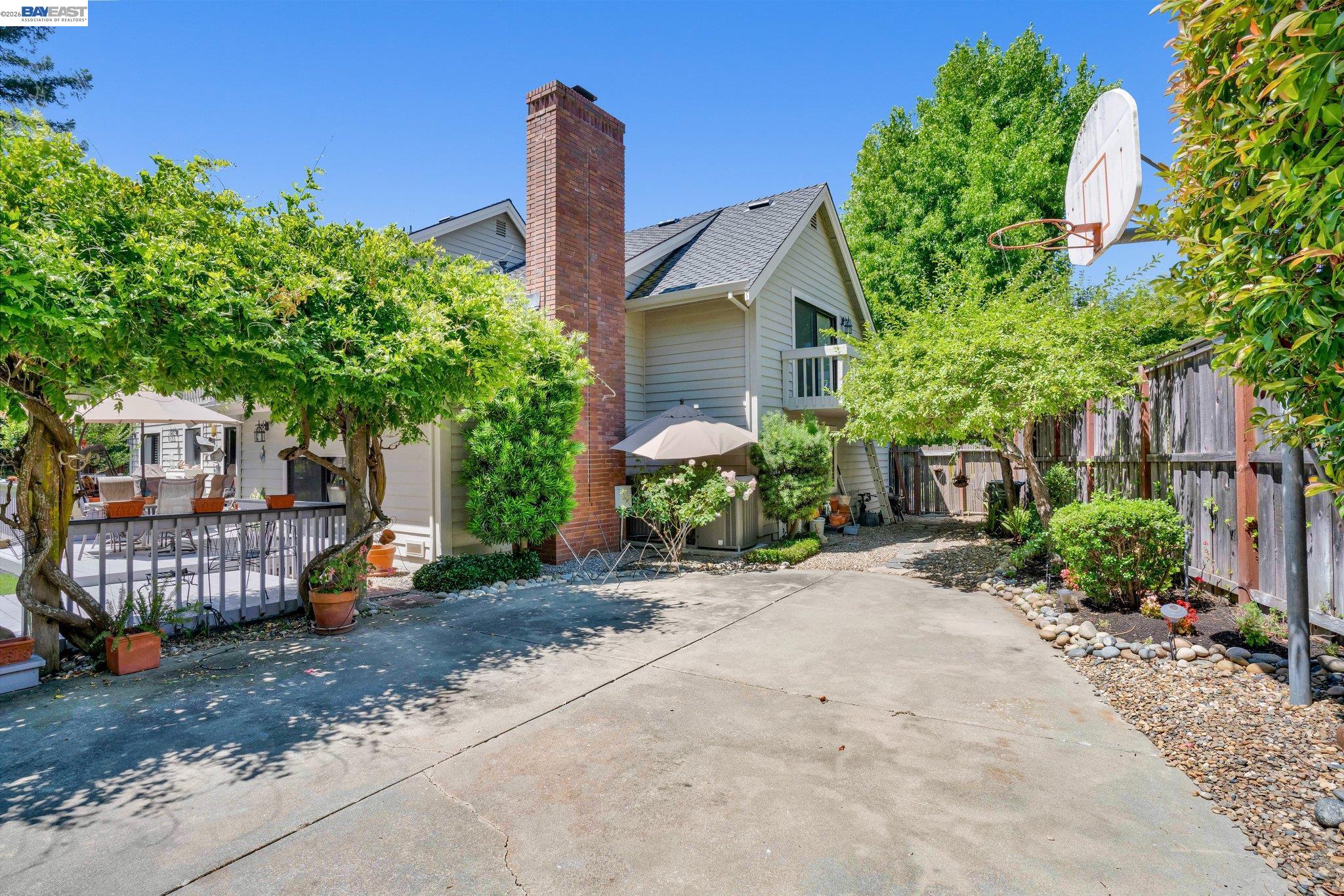 28 Harrington Rd