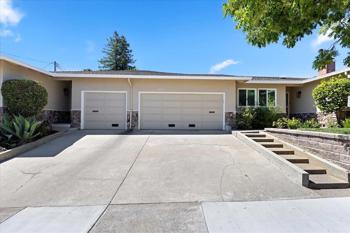 22812 Medina Lane