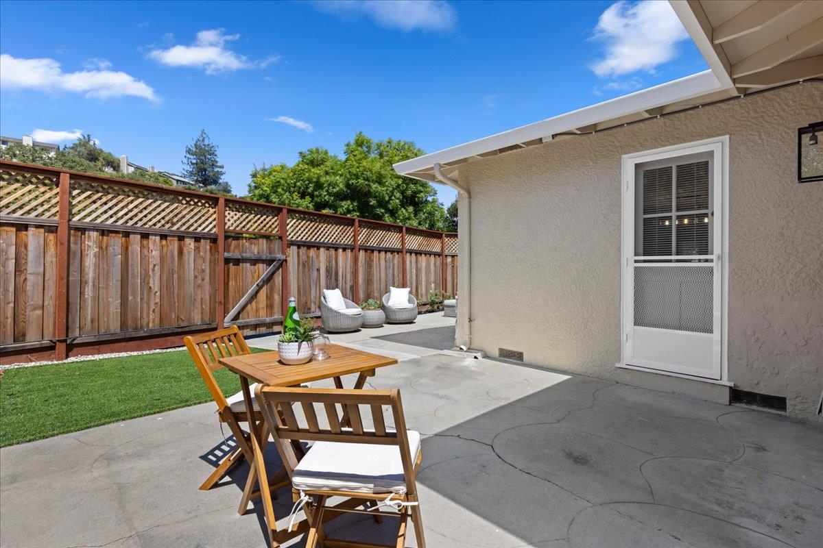 22812 Medina Lane
