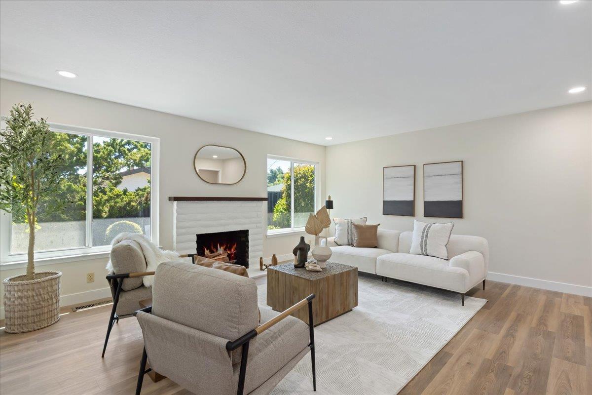 22812 Medina Lane