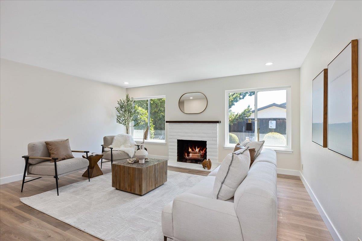 22812 Medina Lane