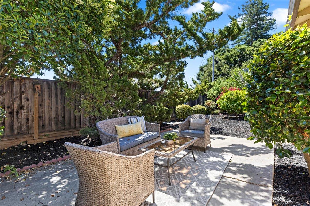 22812 Medina Lane