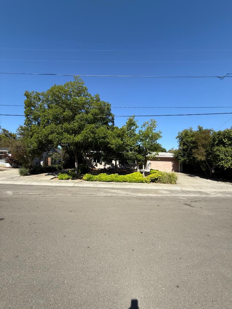 15063 Brewster AVE
