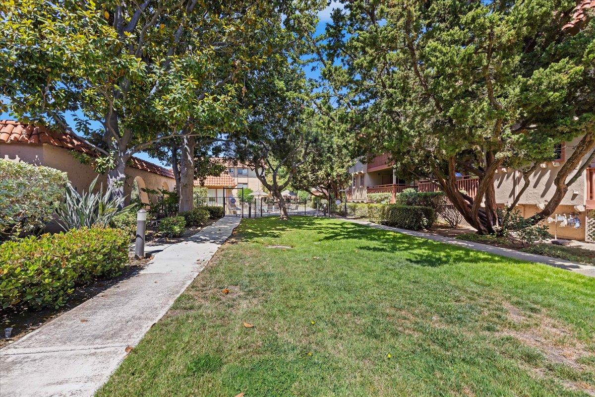 1043 Alta Mira Drive A