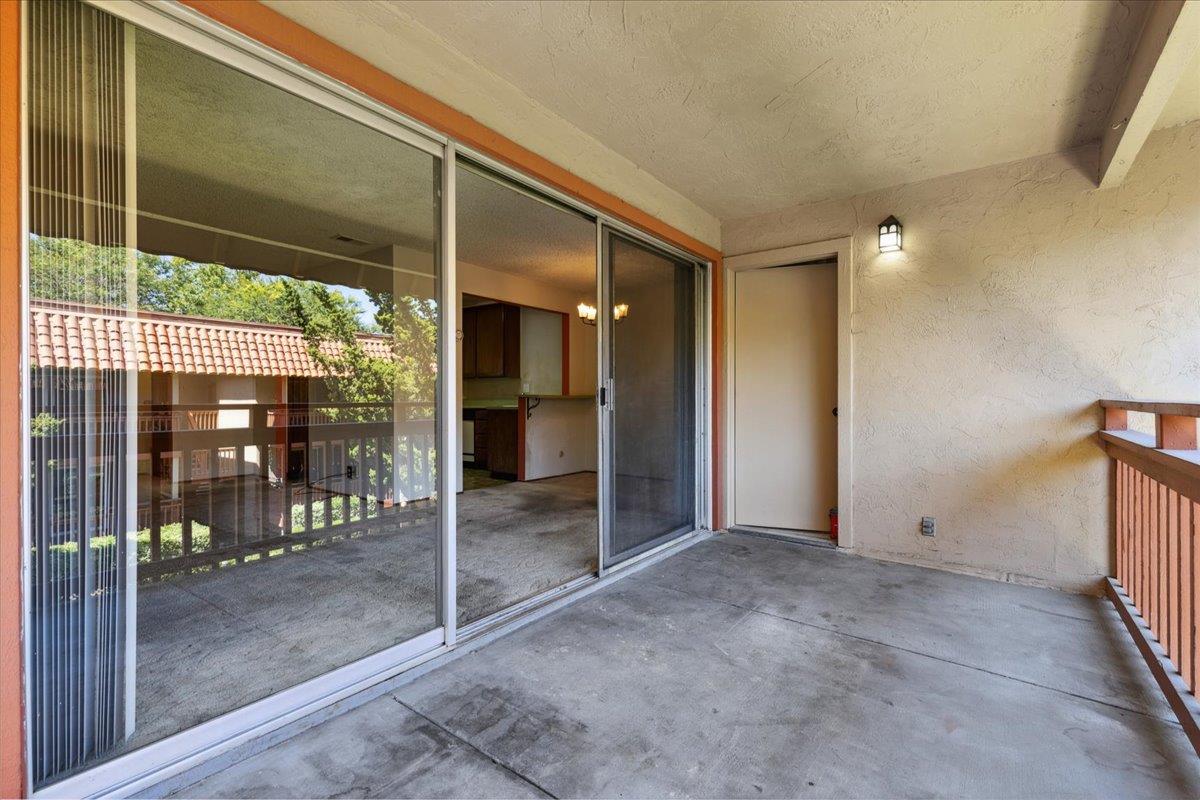 1043 Alta Mira Drive A
