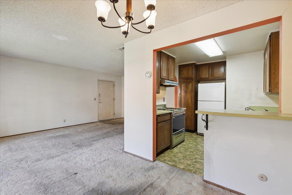 1043 Alta Mira Drive A