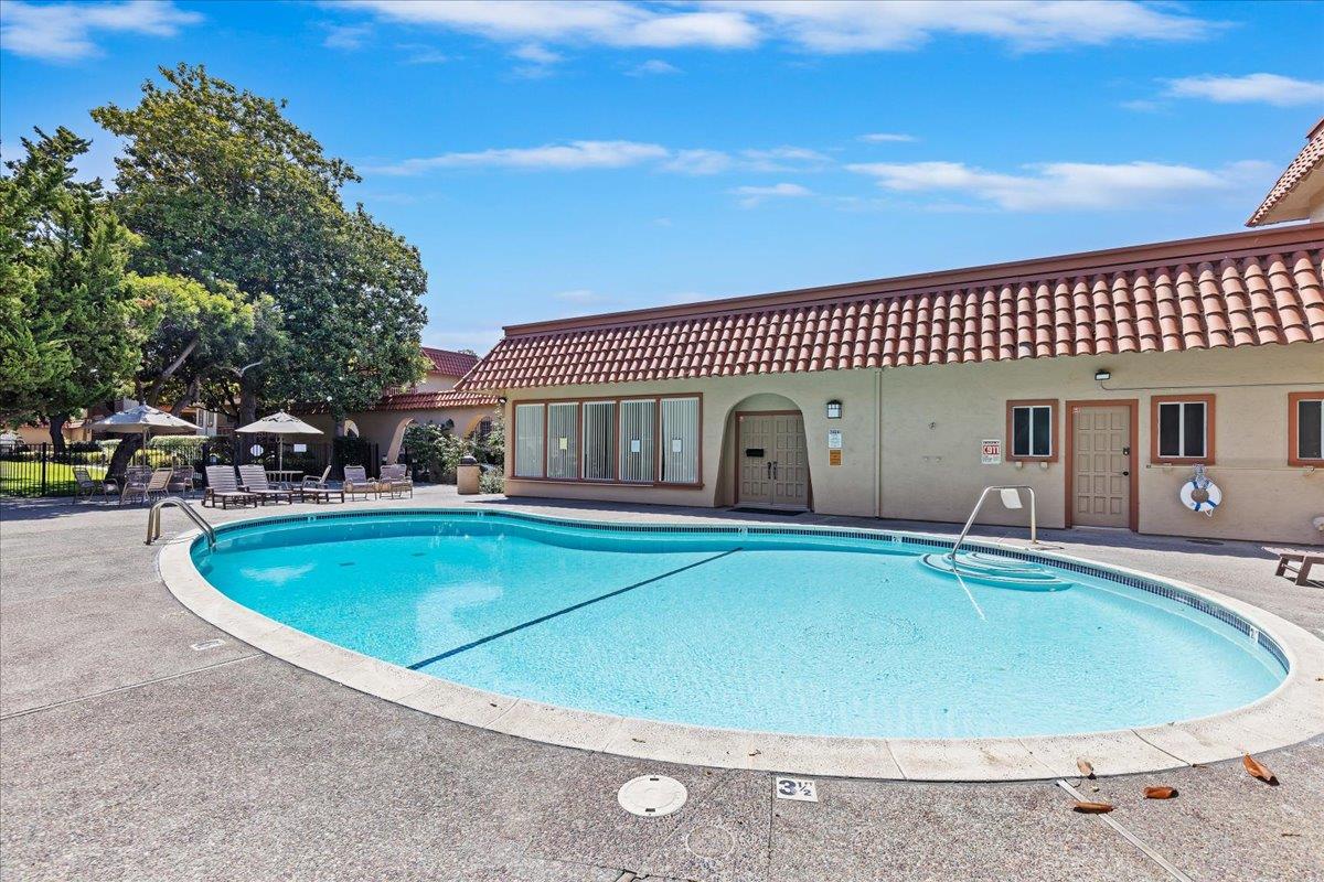 1043 Alta Mira Drive A