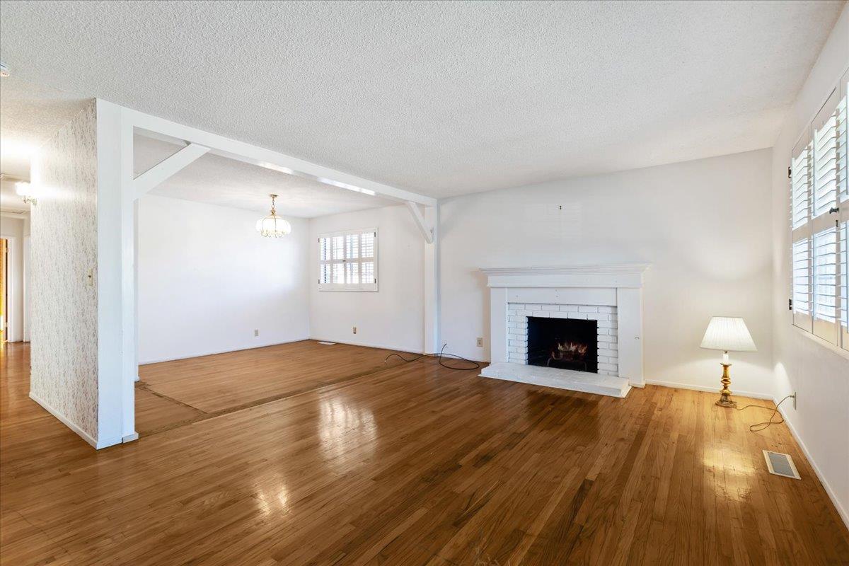 5707 Lilac Blossom Lane