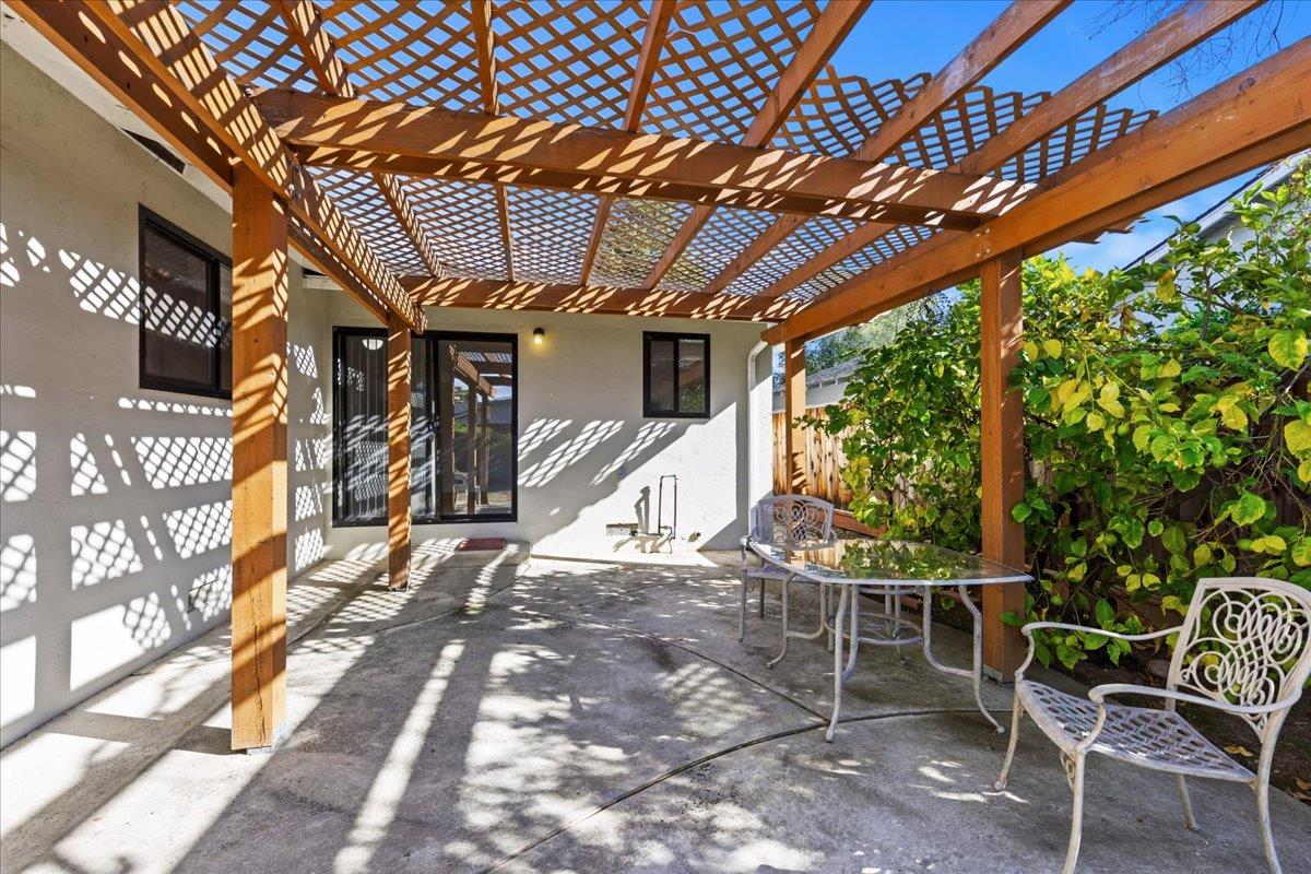 5707 Lilac Blossom Lane