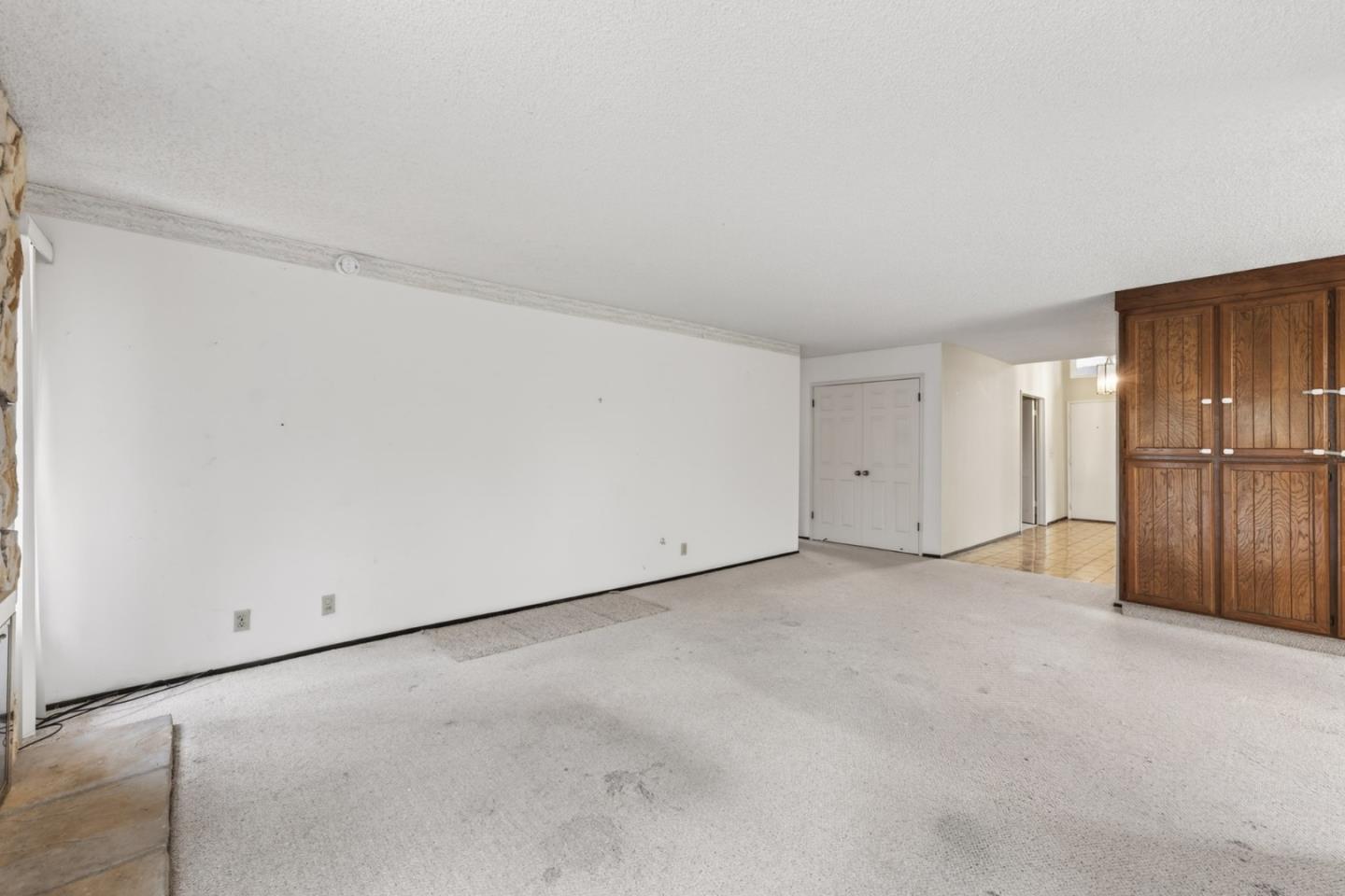 20683 Greenleaf Drive