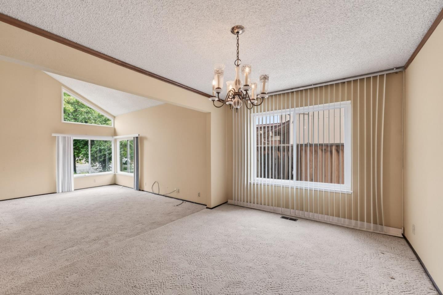 20683 Greenleaf Drive
