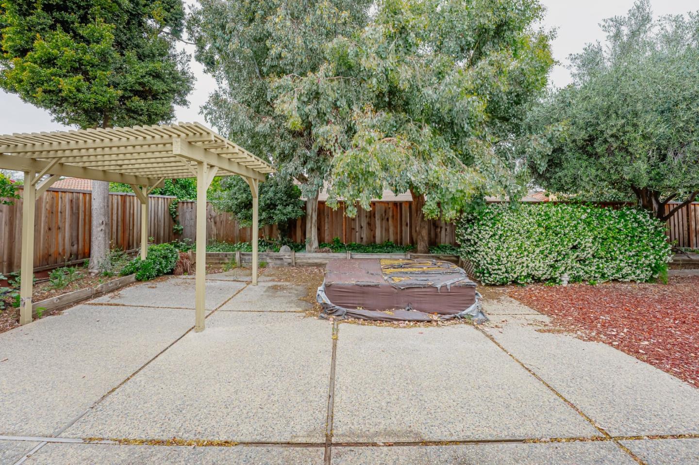 20683 Greenleaf Drive