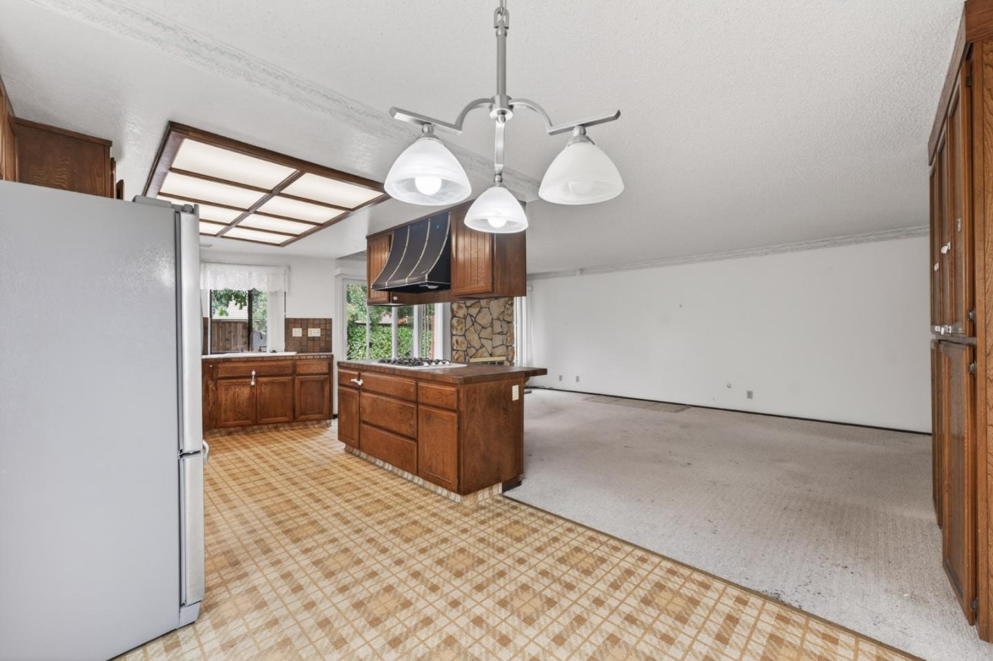 20683 Greenleaf Drive