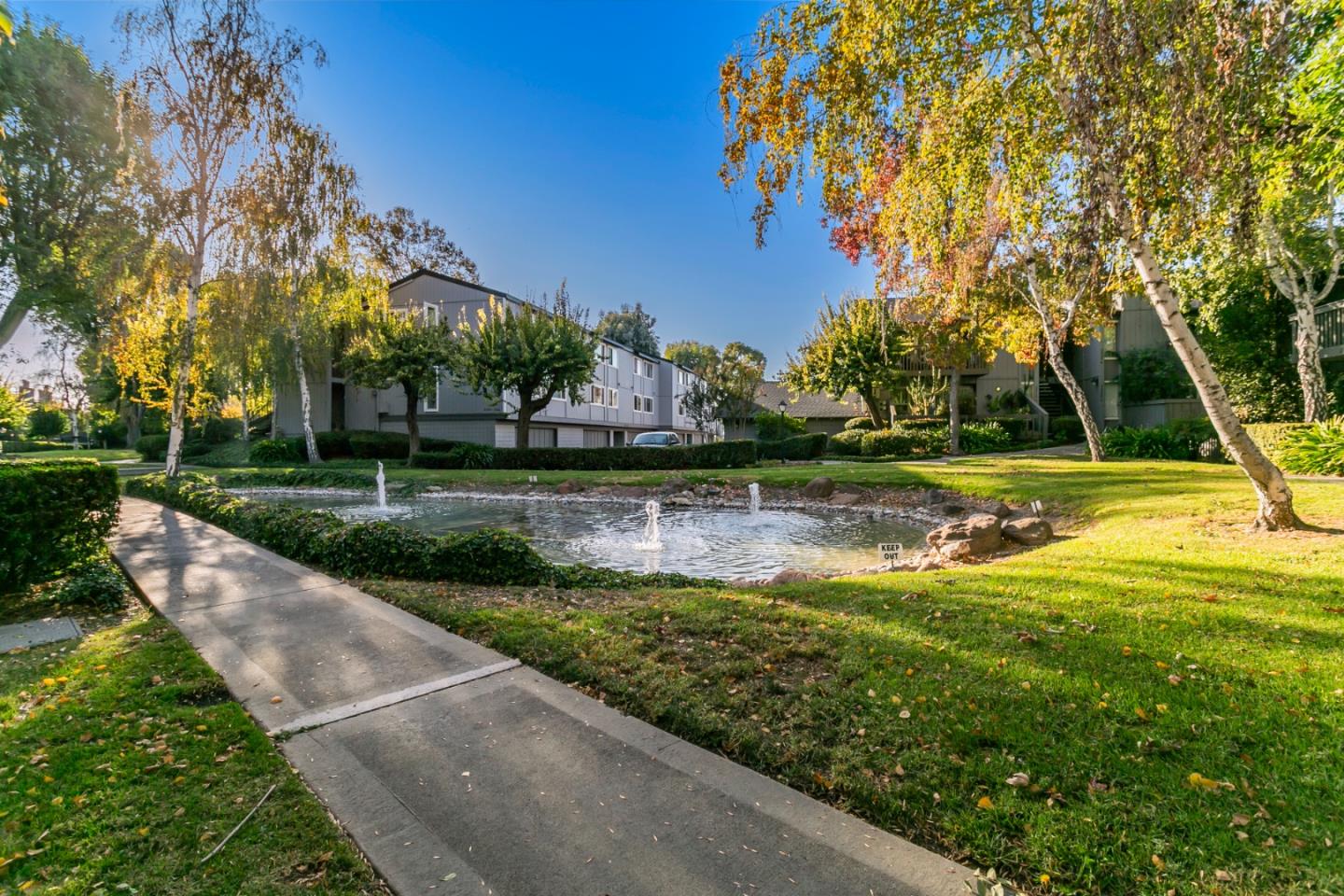 2206 Almaden RD B