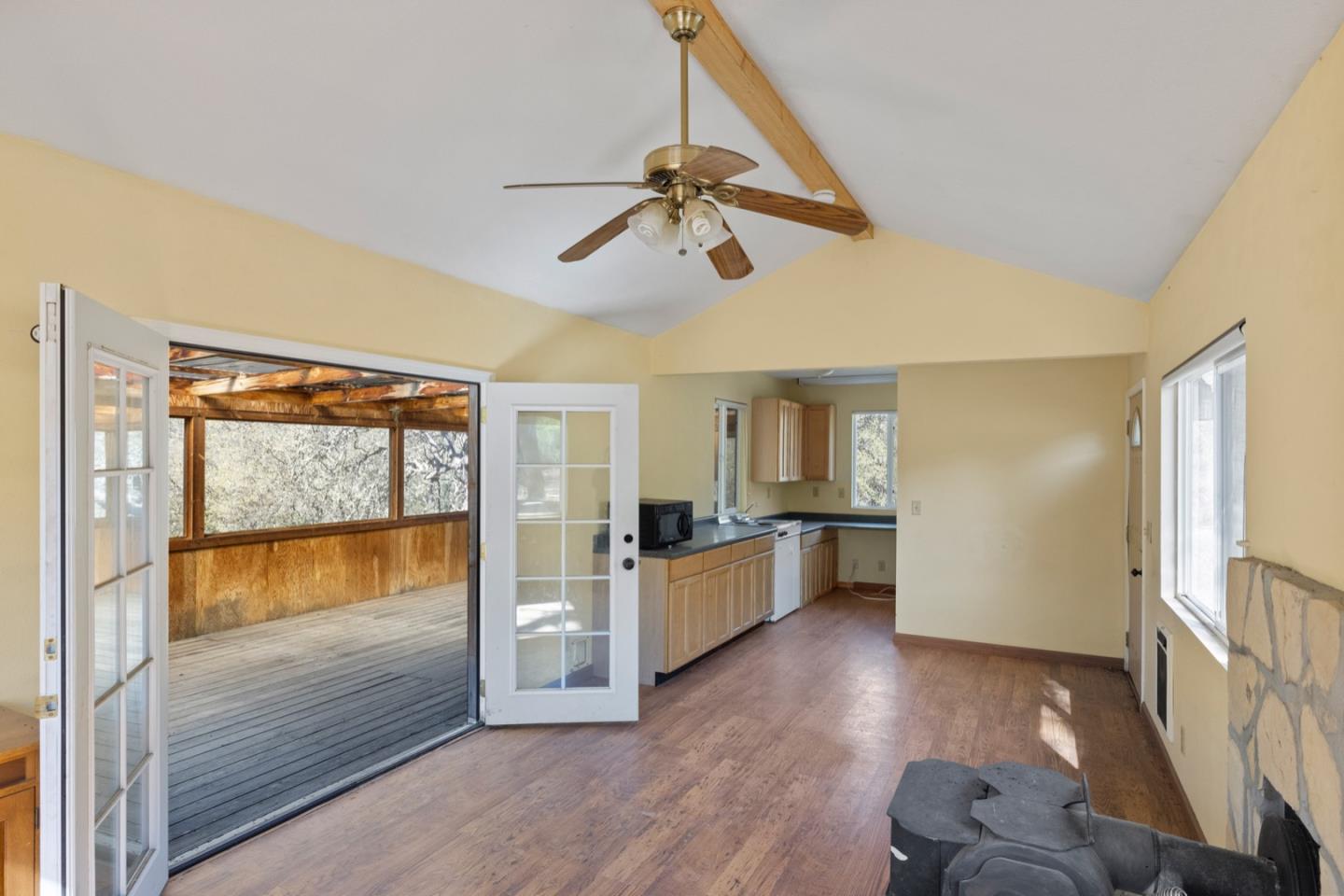 43515 Carmel Valley RD