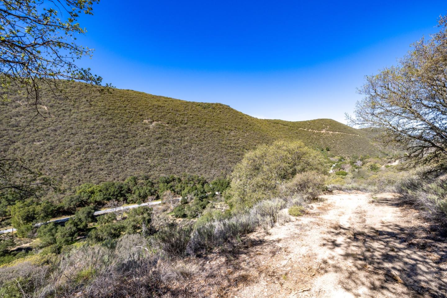 43515 Carmel Valley RD