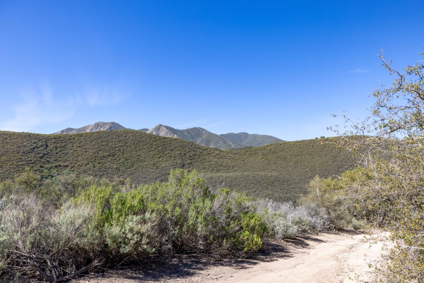 43515 Carmel Valley RD