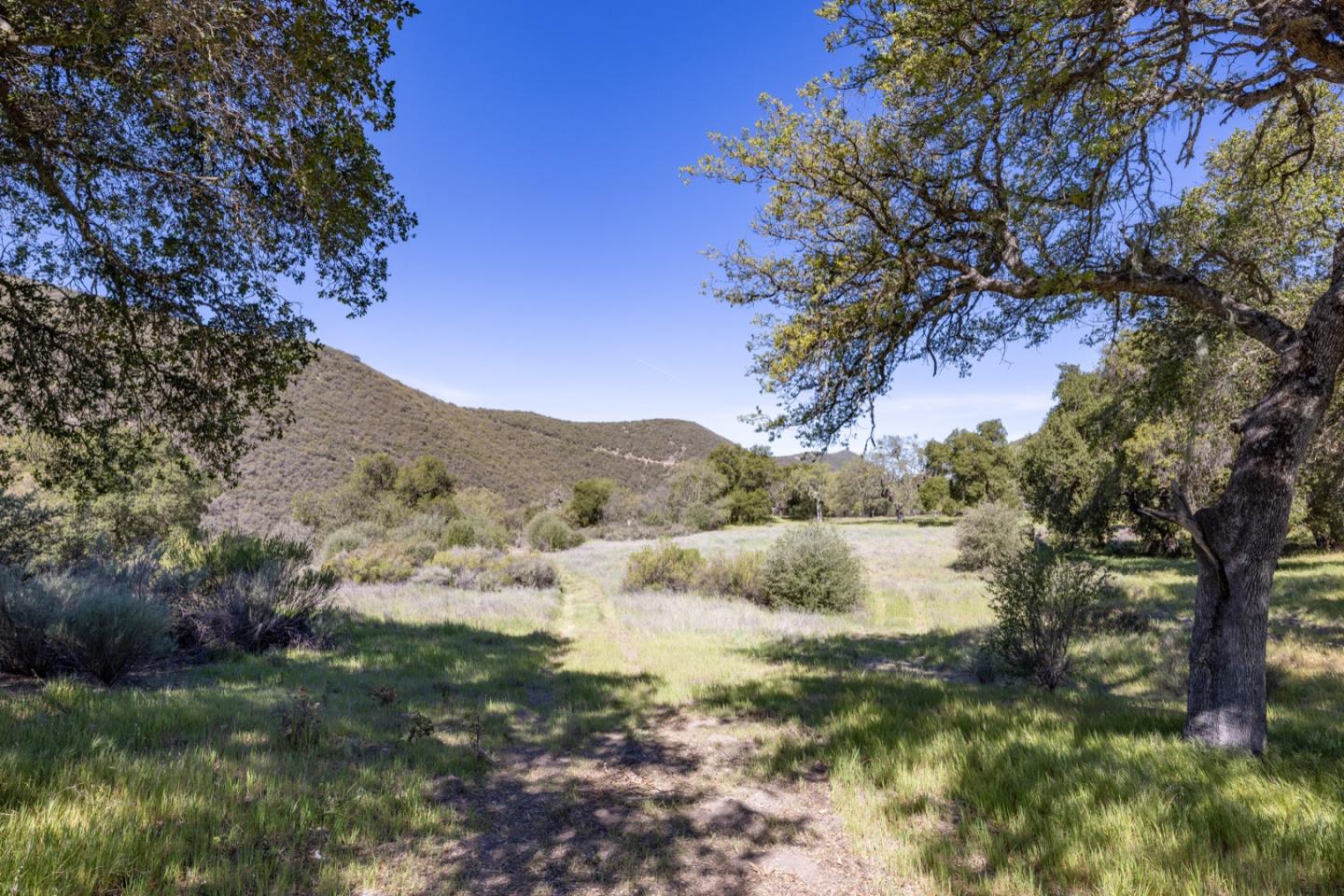 43515 Carmel Valley RD