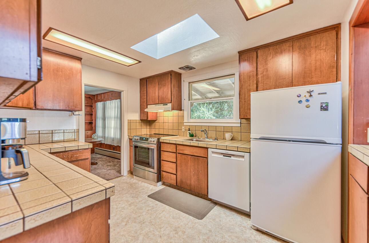 260 San Benancio RD