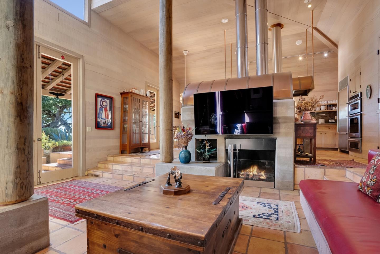 31 Asoleado Place