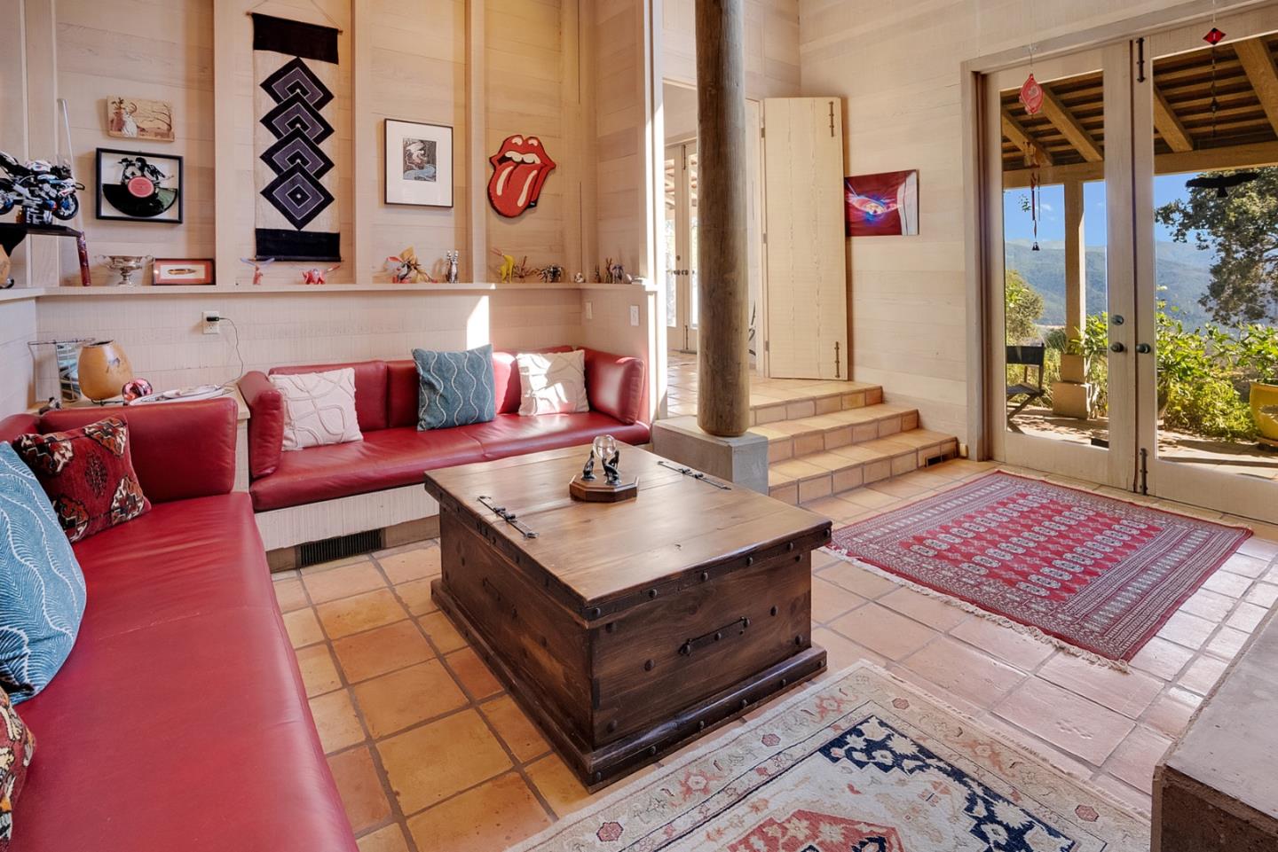 31 Asoleado Place