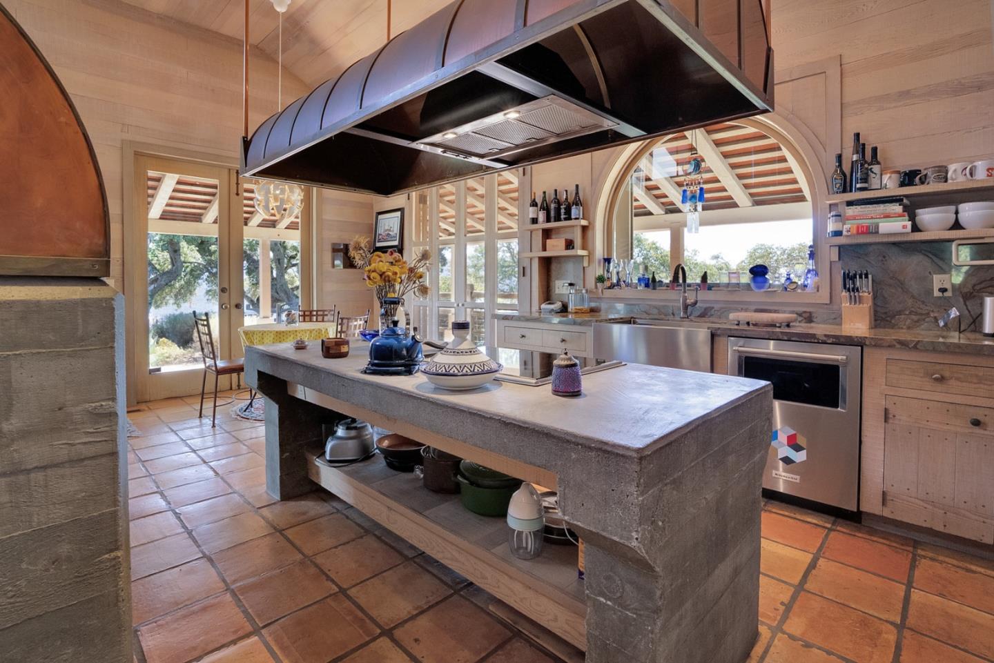31 Asoleado Place