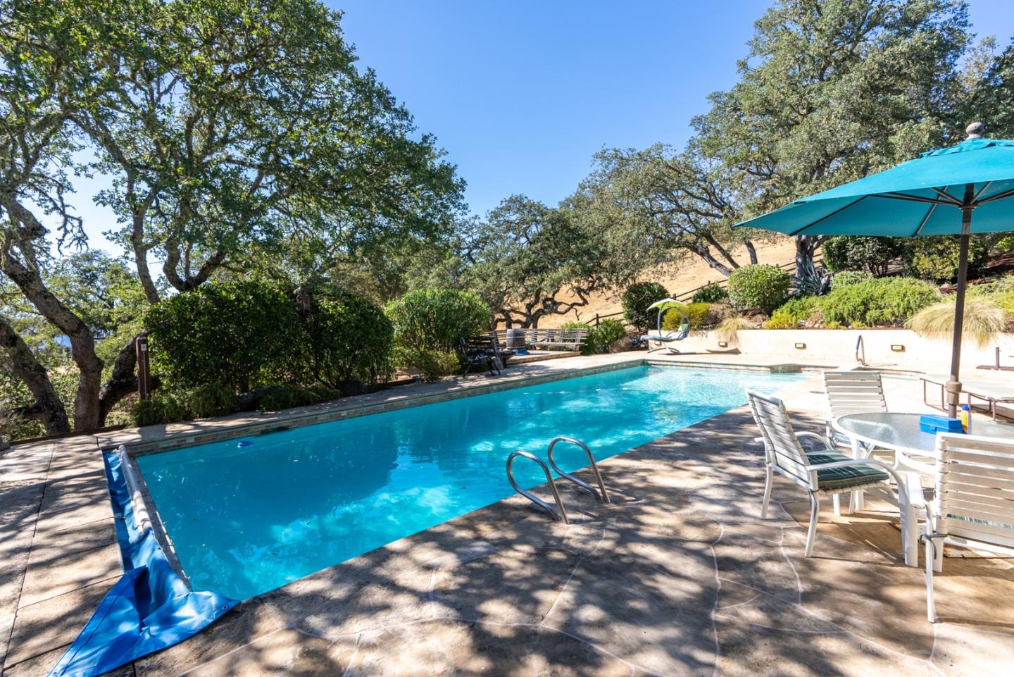 31 Asoleado Place