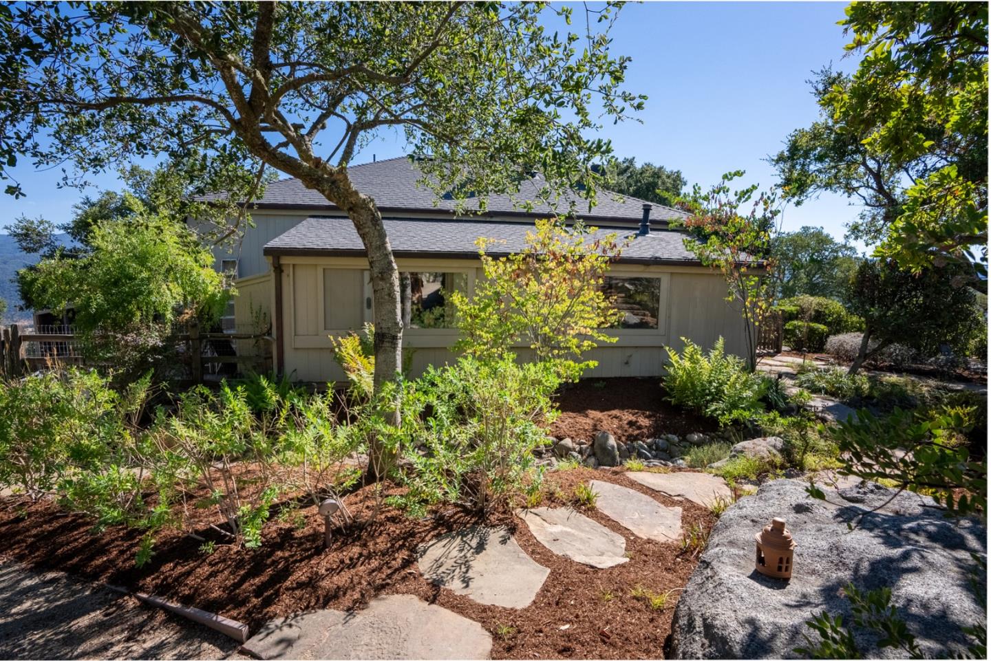 31 Asoleado Place