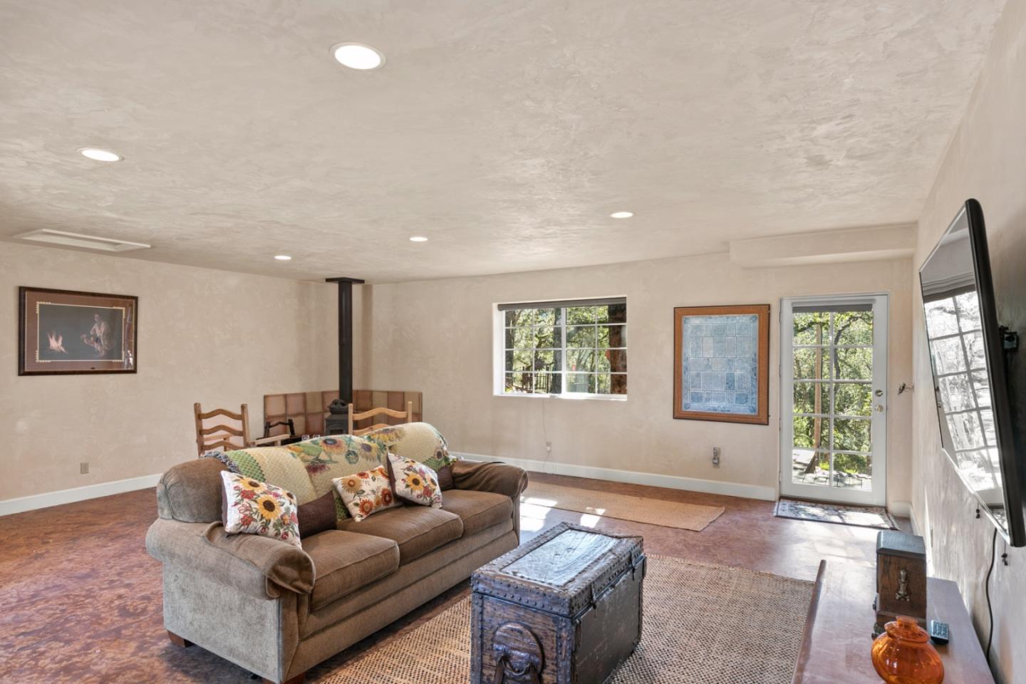 38025 Poppy Tree Lane