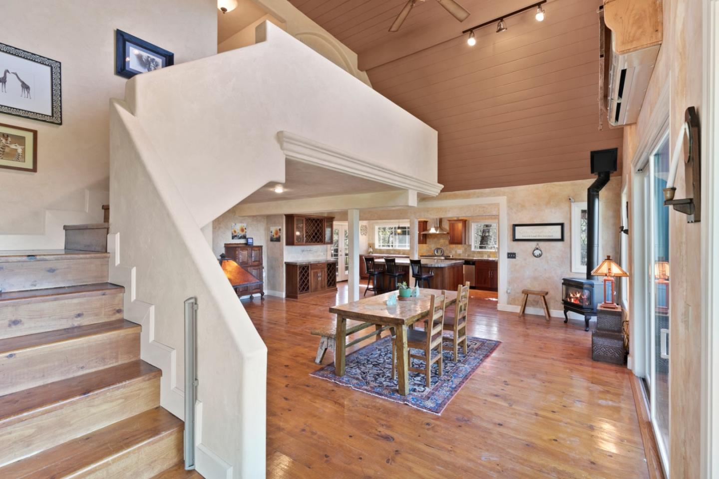 38025 Poppy Tree Lane