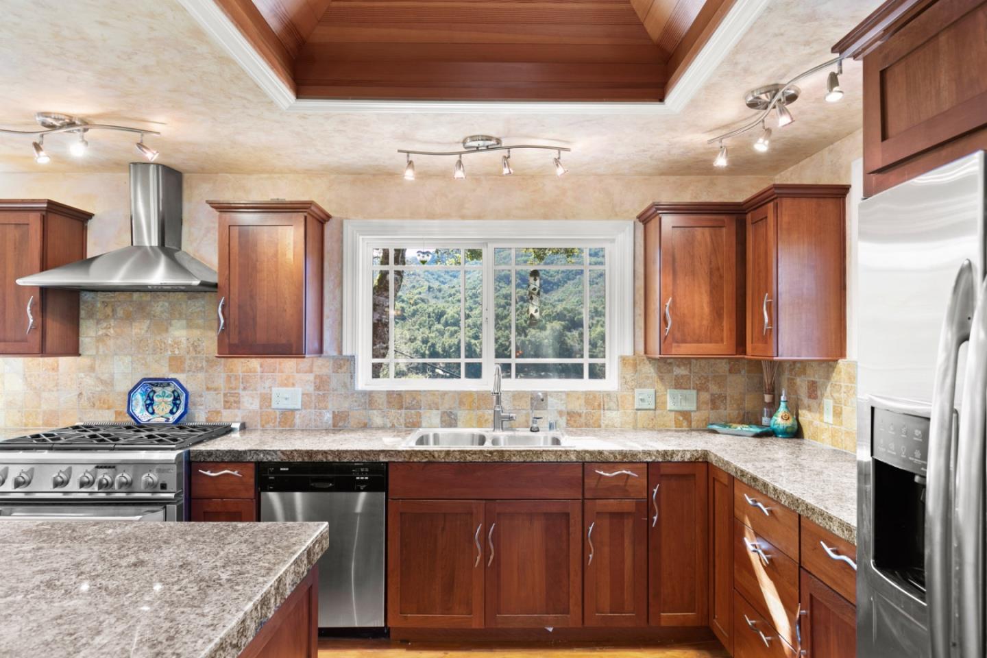 38025 Poppy Tree Lane