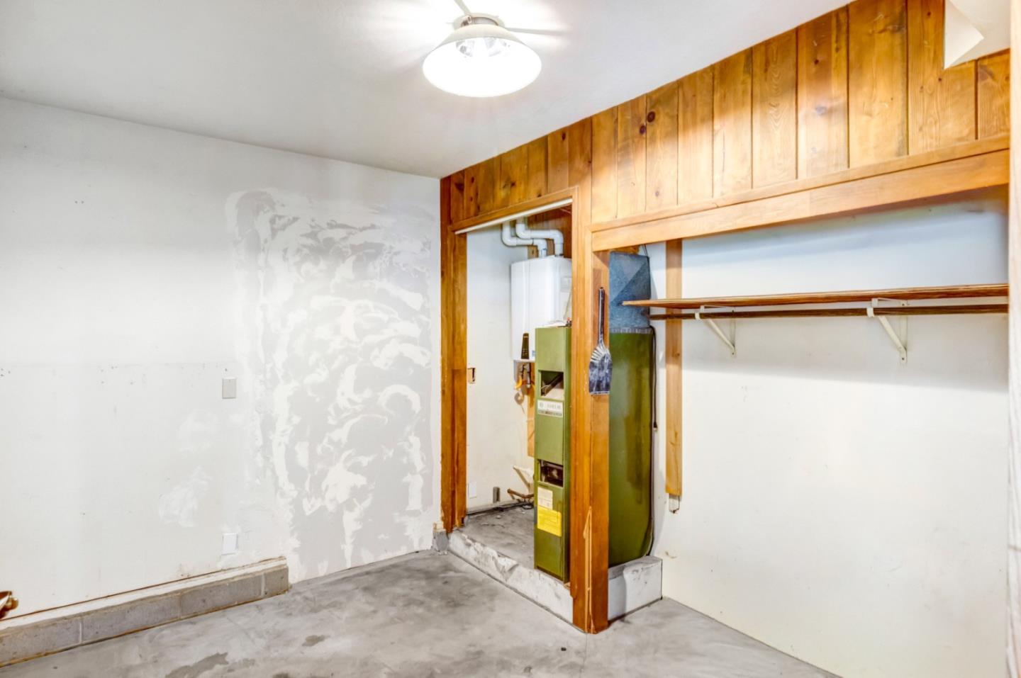 42250 Carmel Valley Road