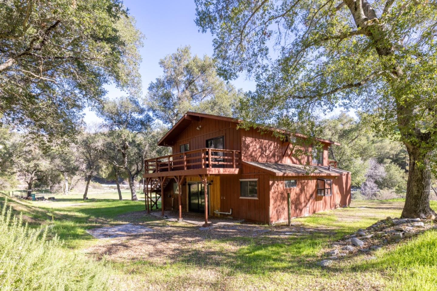 42250 Carmel Valley Road
