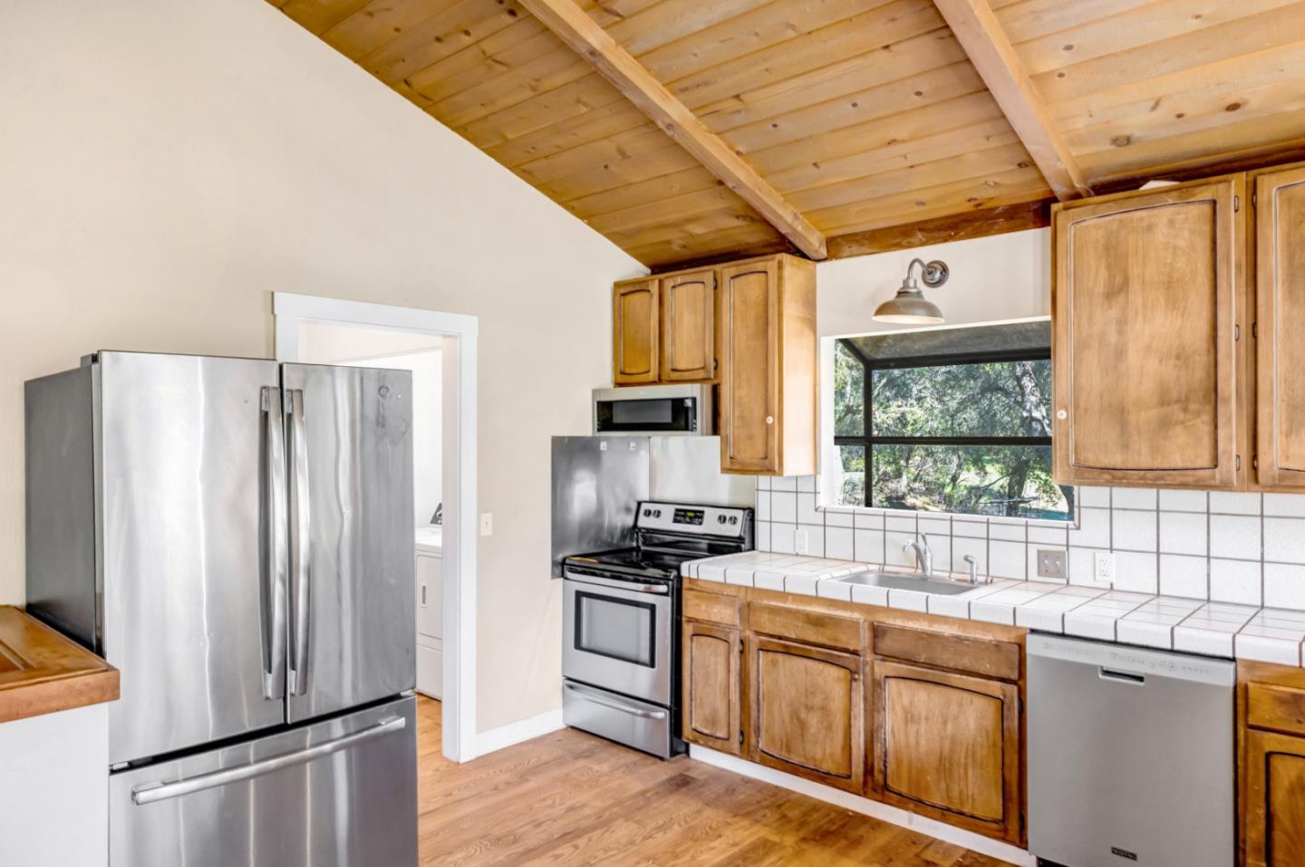 42250 Carmel Valley Road