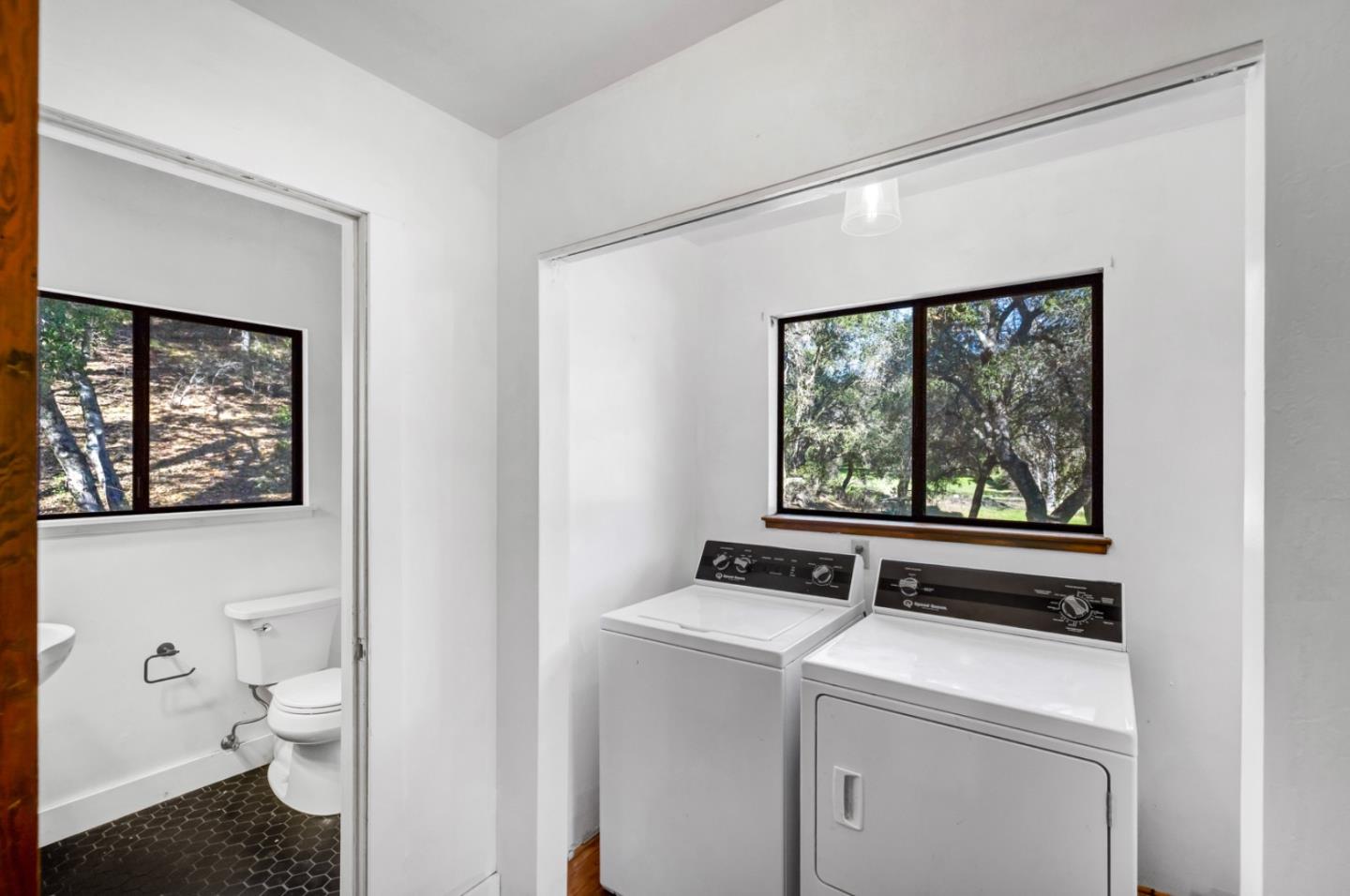 42250 Carmel Valley Road