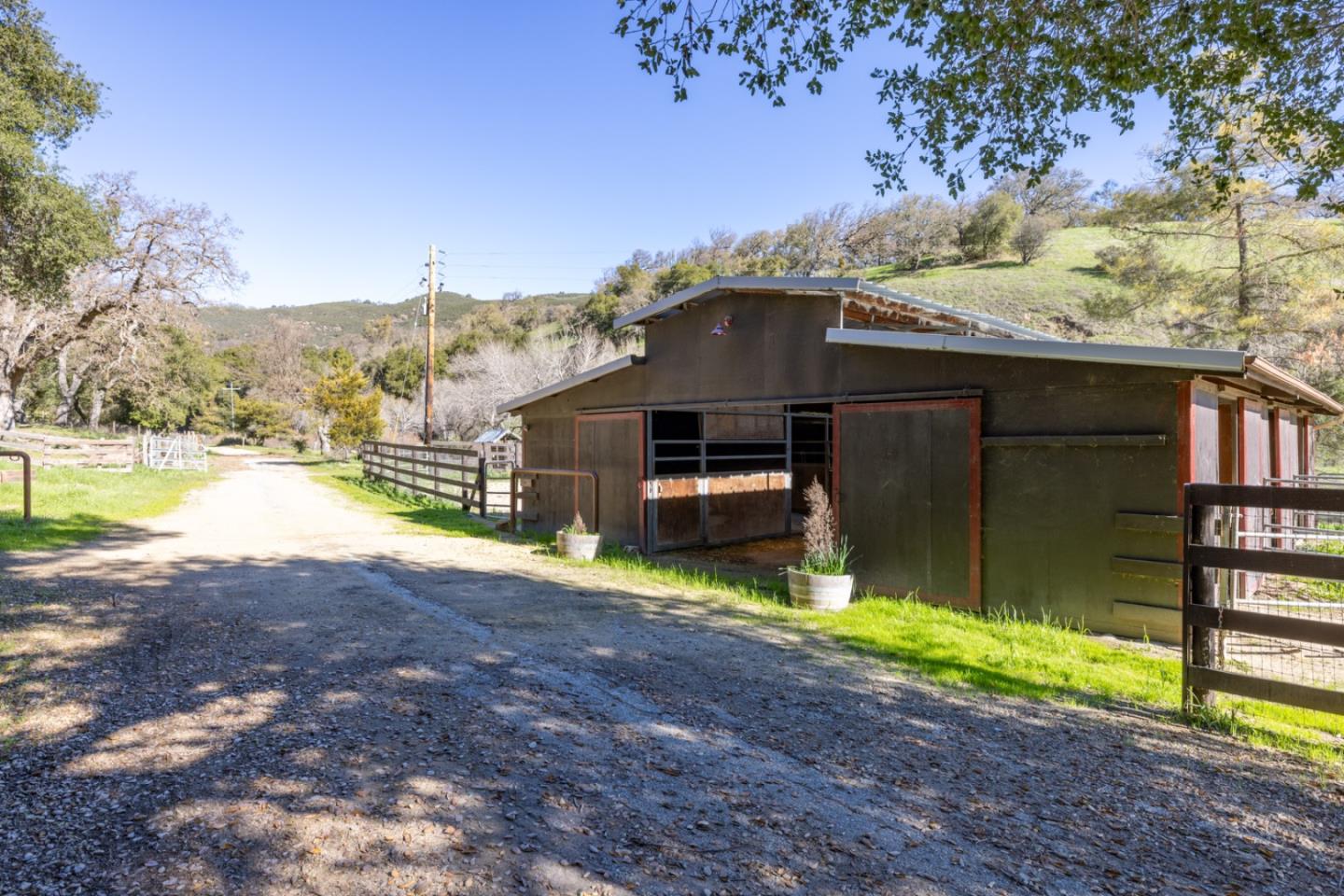 42250 Carmel Valley Road