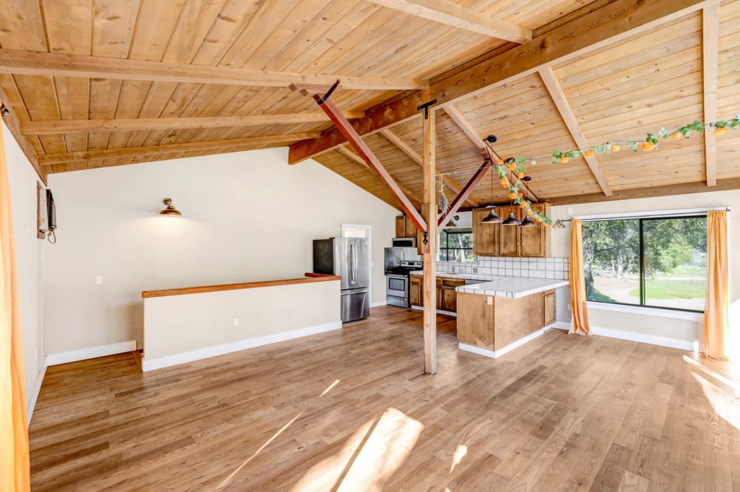 42250 Carmel Valley Road