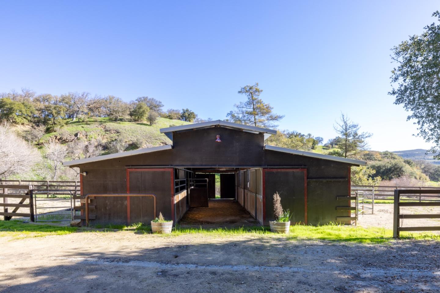 42250 Carmel Valley Road