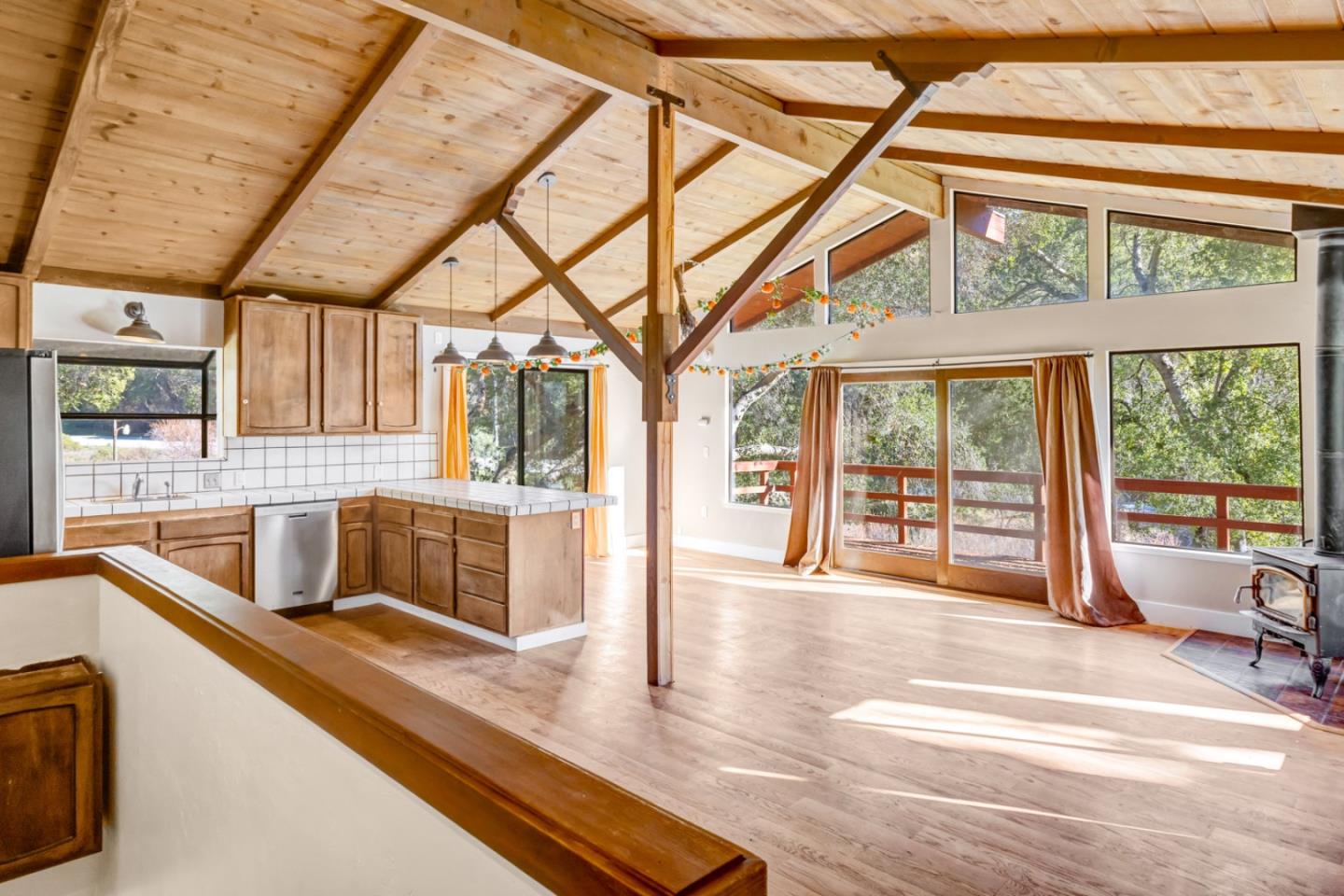 42250 Carmel Valley Road