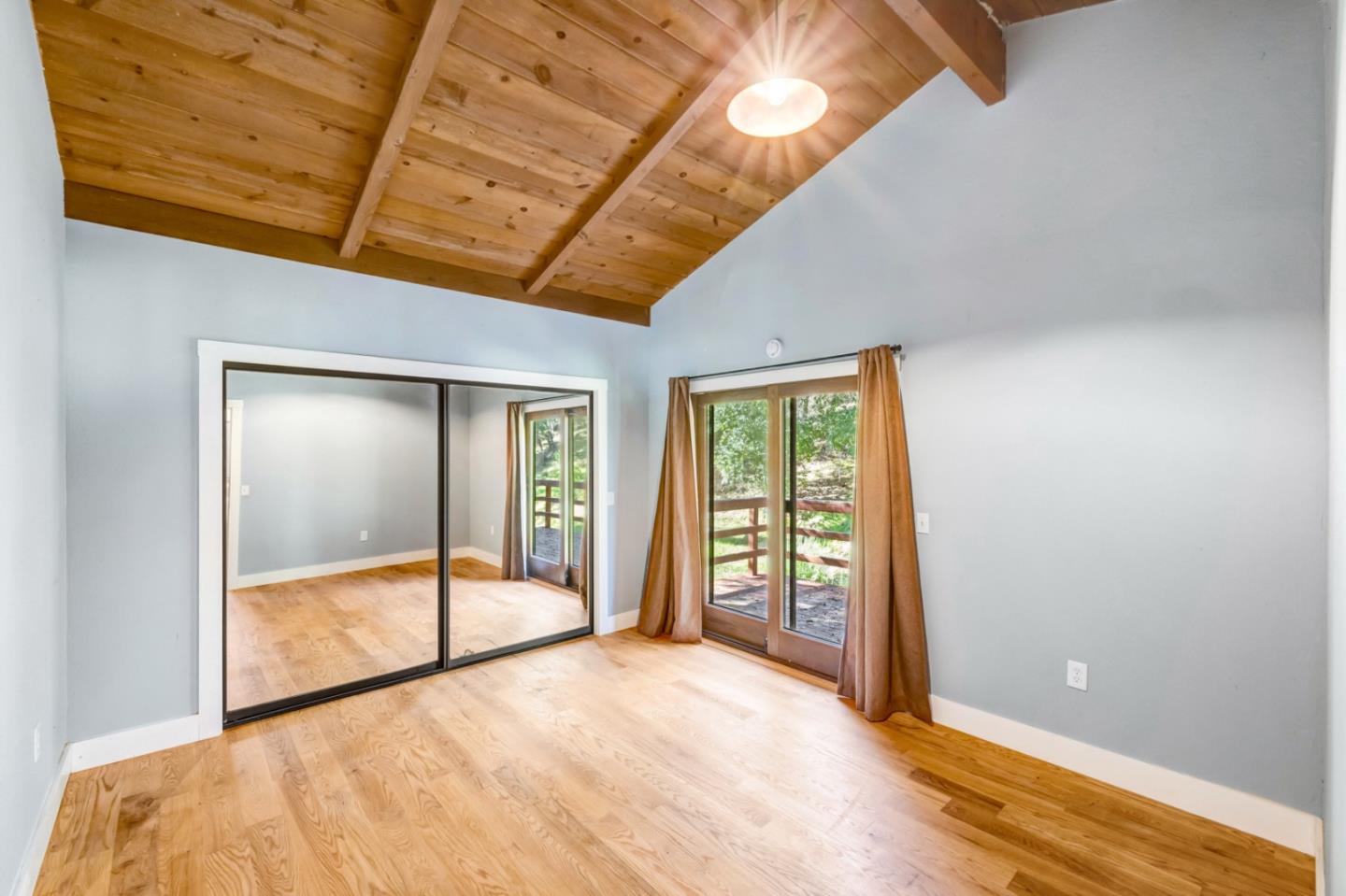 42250 Carmel Valley Road