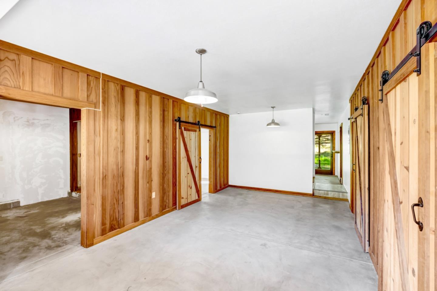 42250 Carmel Valley Road