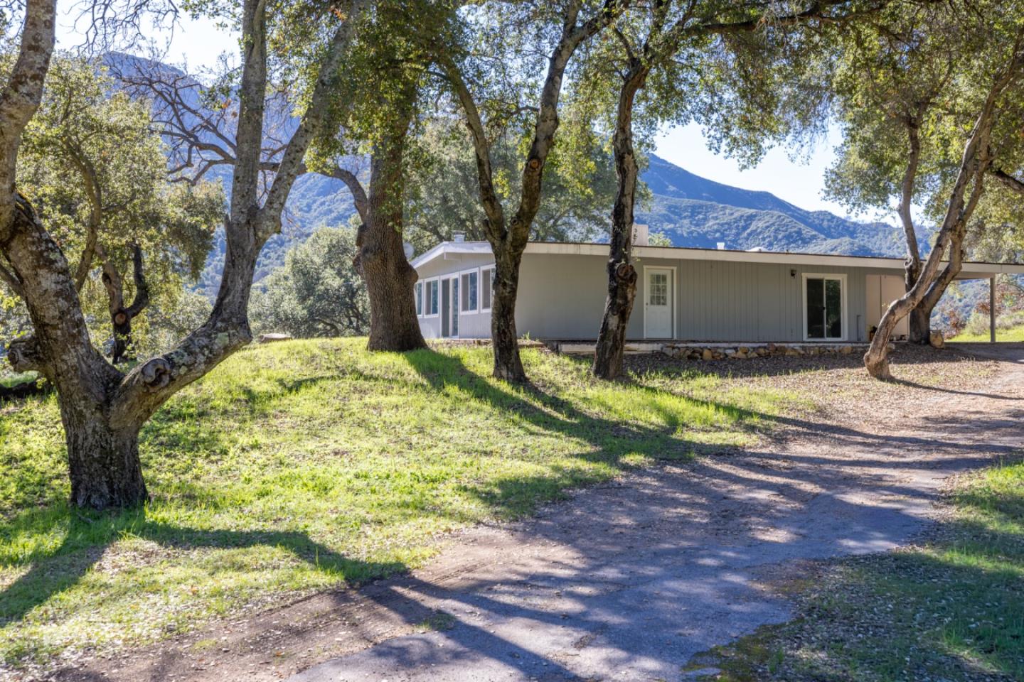 47292 Arroyo Seco Road