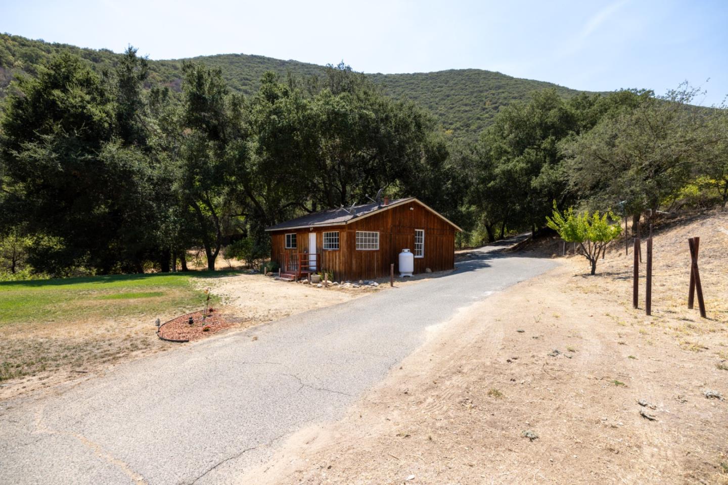 44258 Carmel Valley RD