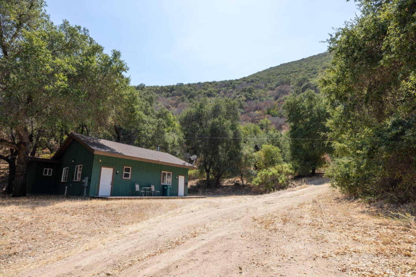 44258 Carmel Valley RD